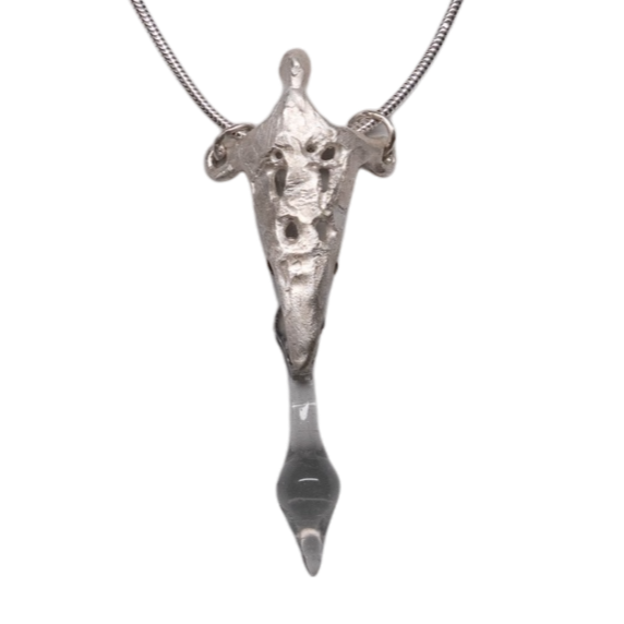 The Spear Necklace