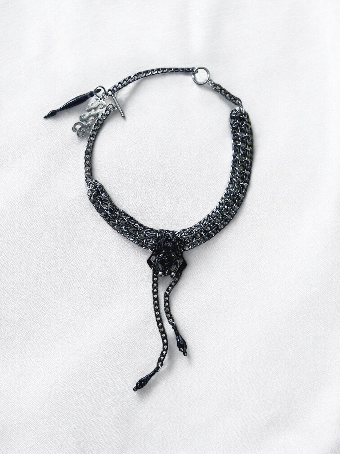 Black Square Bone drap Choker