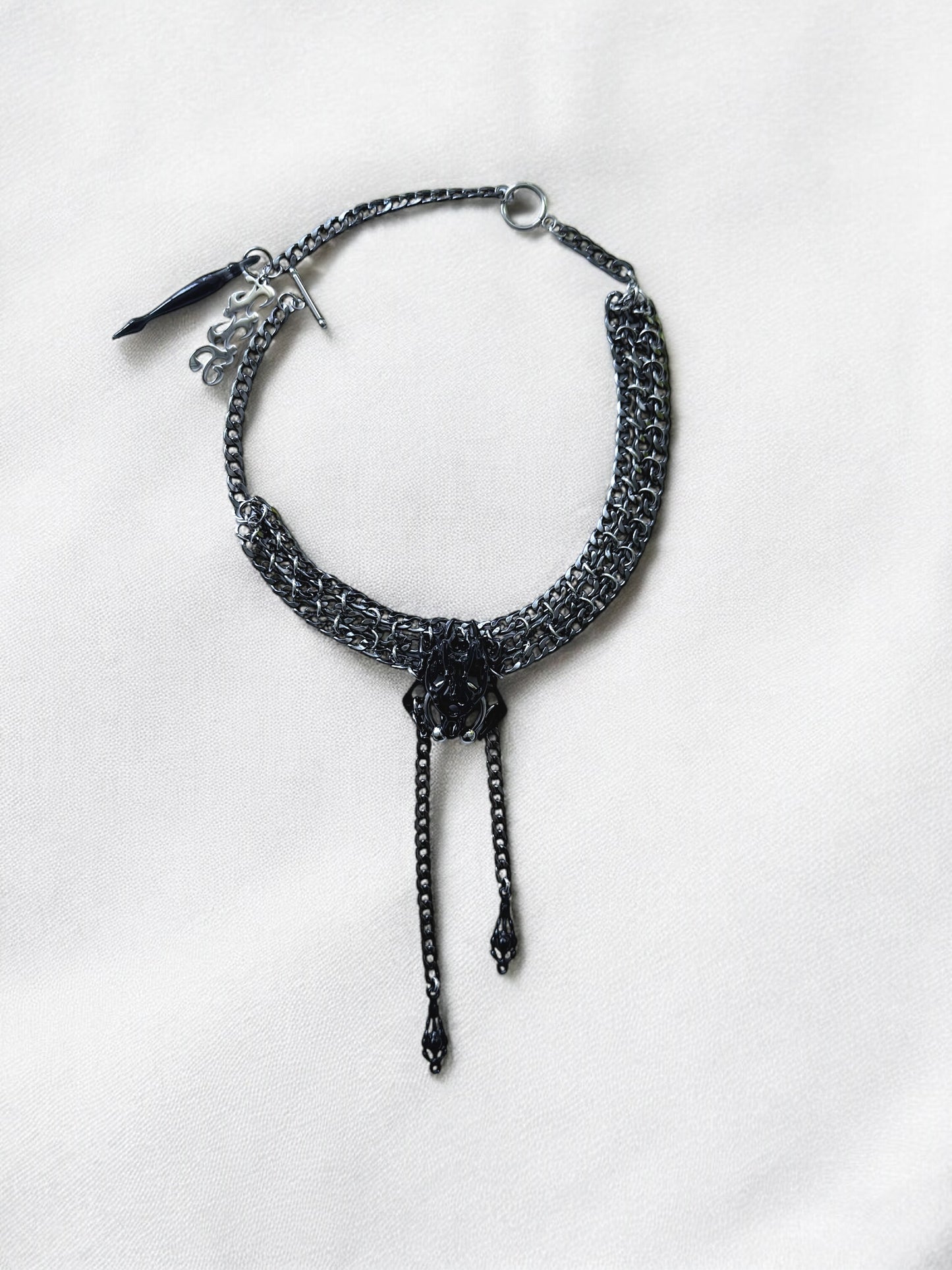 Black Square Bone drap Choker