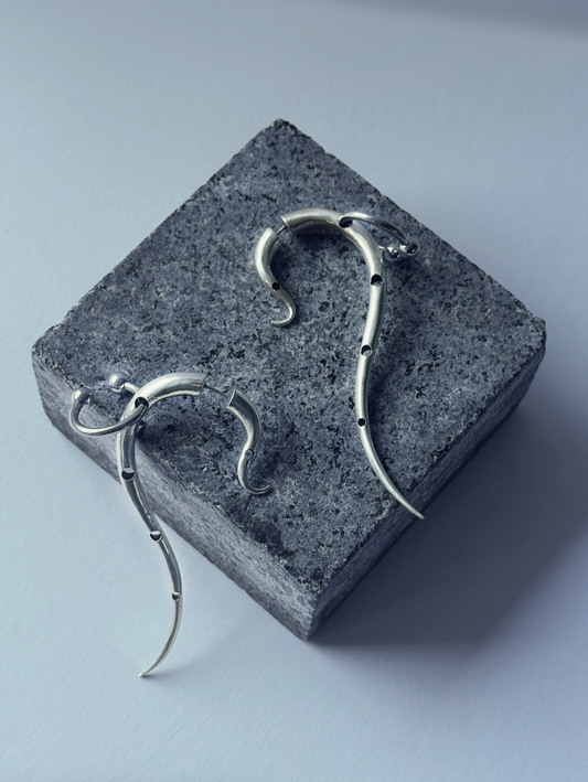 Spine earring