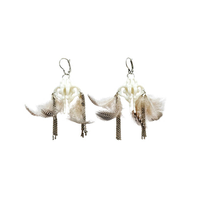 White Pelvis Drapping Earring