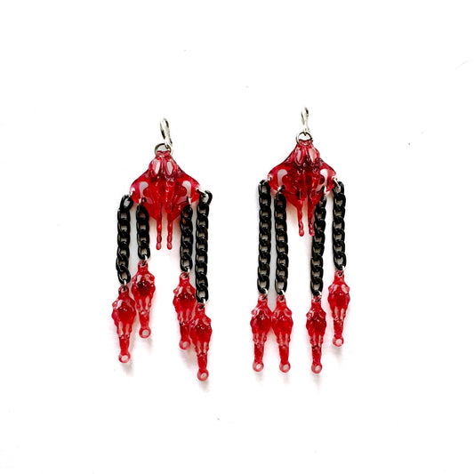 Red Pelvis Drapping Earring